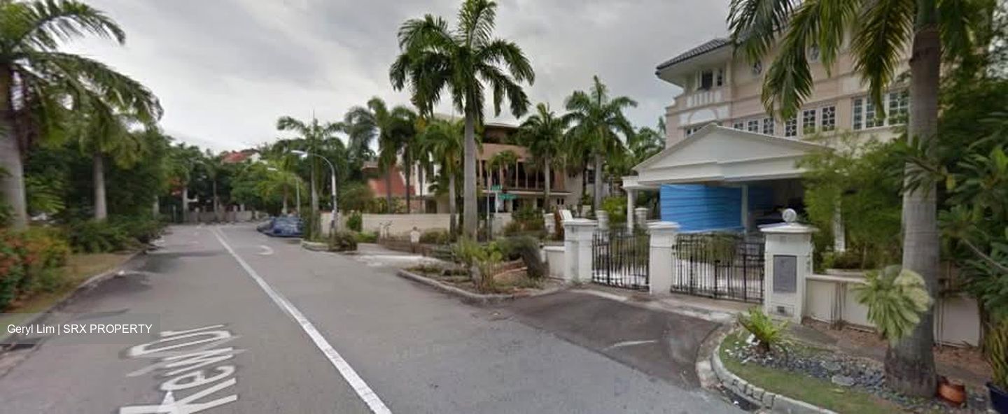Peakview Estate (D16), Terrace #557515311